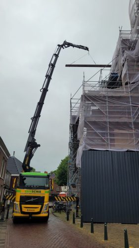 18 20250604 Omhoog hijsen