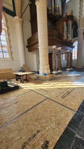 02 20250327 Eerst de vloer beschermen